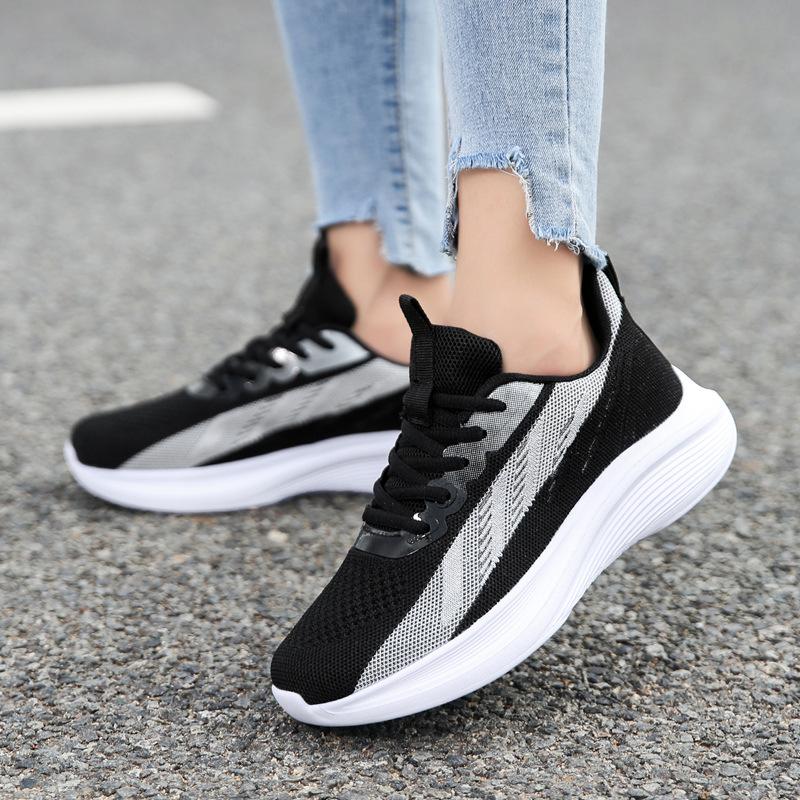 Sneakers New Summer Lightweight Shock-absorbing Running Shoes Mesh Breathable Casual Running Shoes