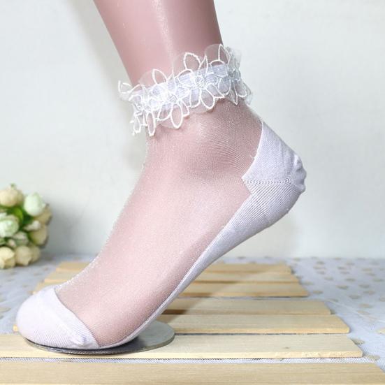 Women Fashion Ultrathin Transparent Beautiful Lace Flower Elastic Short Socks