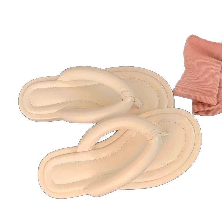 Thick-bottomed Cool Slippers for Women To Wear 2025 New Summer Shit-stepping Toe-pinching Slippers Seaside Beach Flip-flops