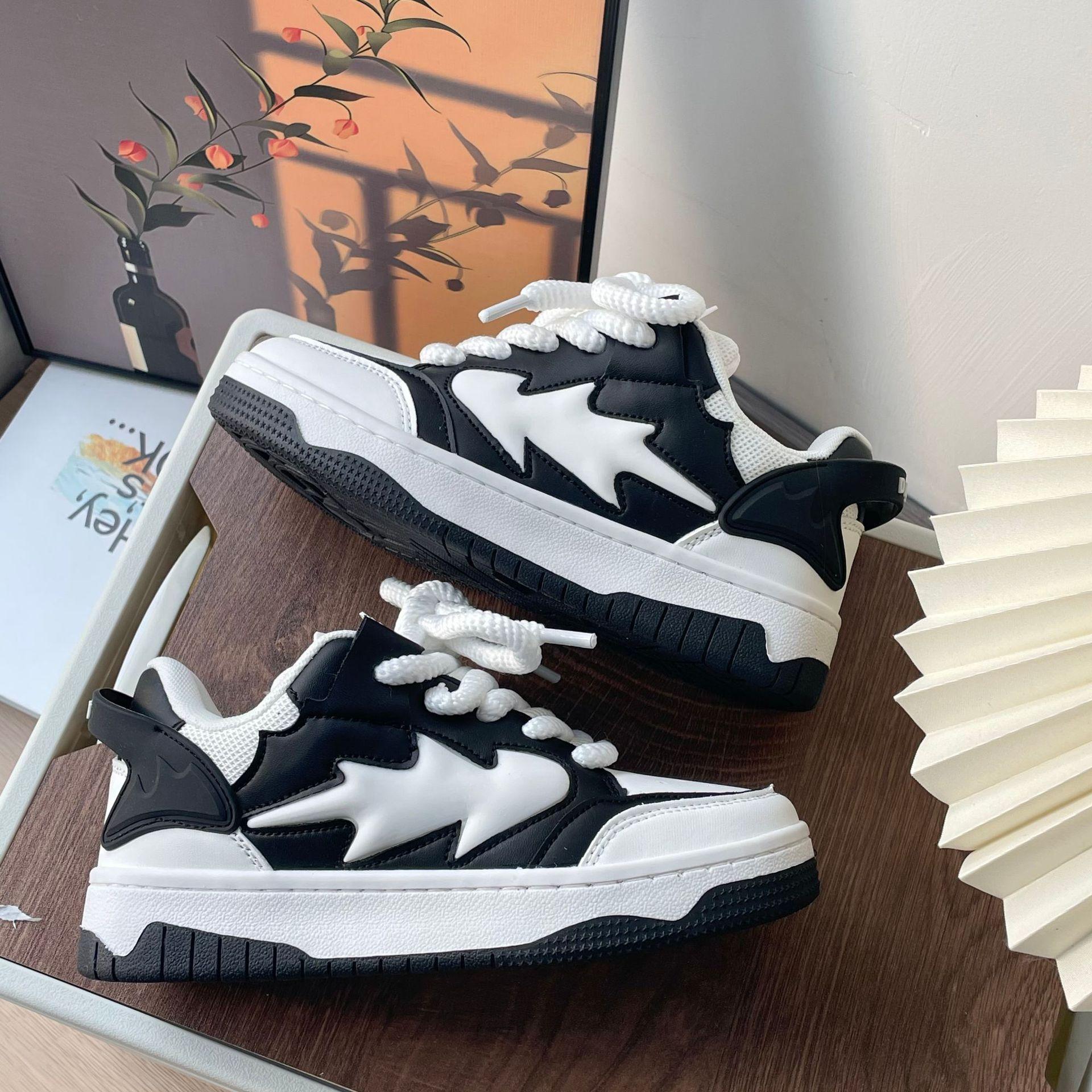 

2024 Баскетбольні черевики для чоловіків, дихаючі кросівки для пар на платформі, жіночі повсякденні кросівки для бігу 44