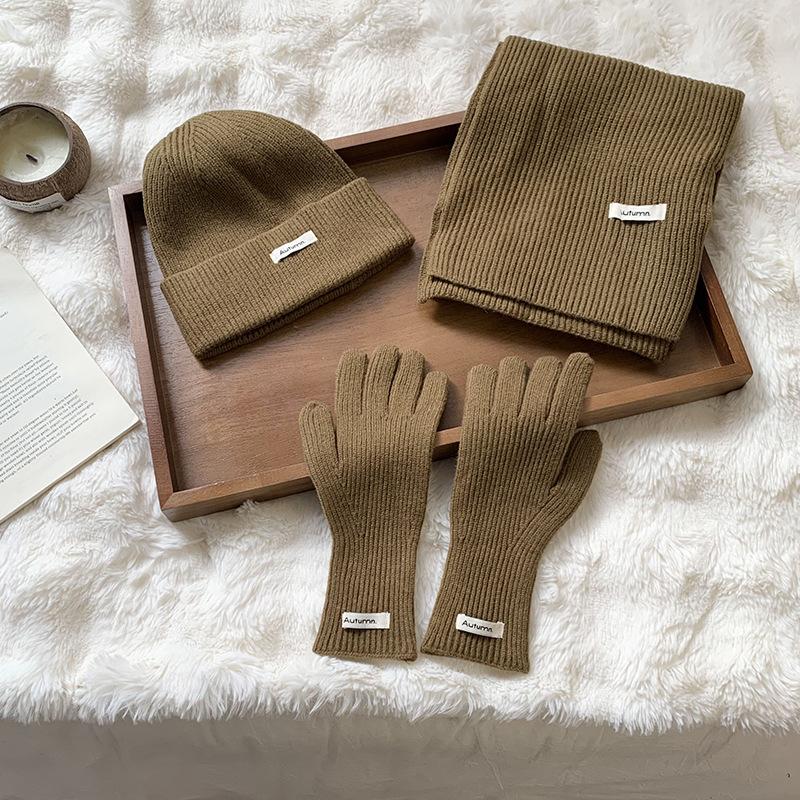 

Knitted scarf, hat and gloves three-piece set, men and women winter couple warm Mars green scarf, hat and gloves