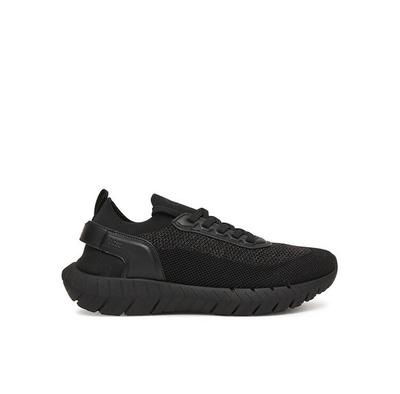 Motion Sneakers