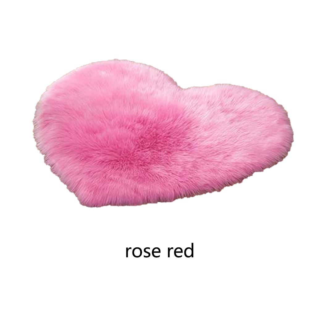 Rugs Floor Mat Heart Shaped Indoor Anti-skid Cold-Proof Carpets Bedside Living Room Children's Window Chair Decorations