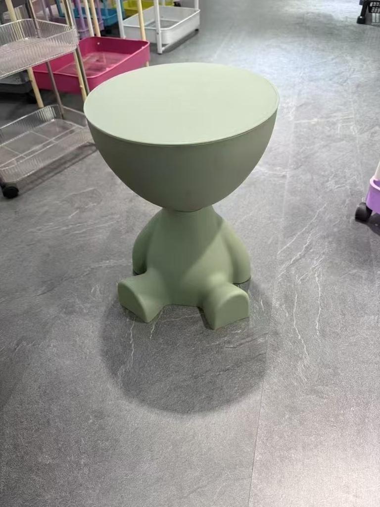 1pc bear shaped plastic multifunctional bedside table, easy to assemble, suitable for living room and bedroom storage