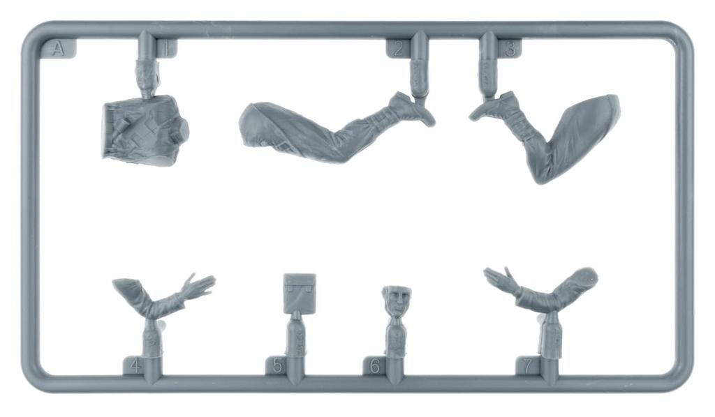 Miniart WWII German Panzergrenadier Set 2 1/35 (4-Piece Set)