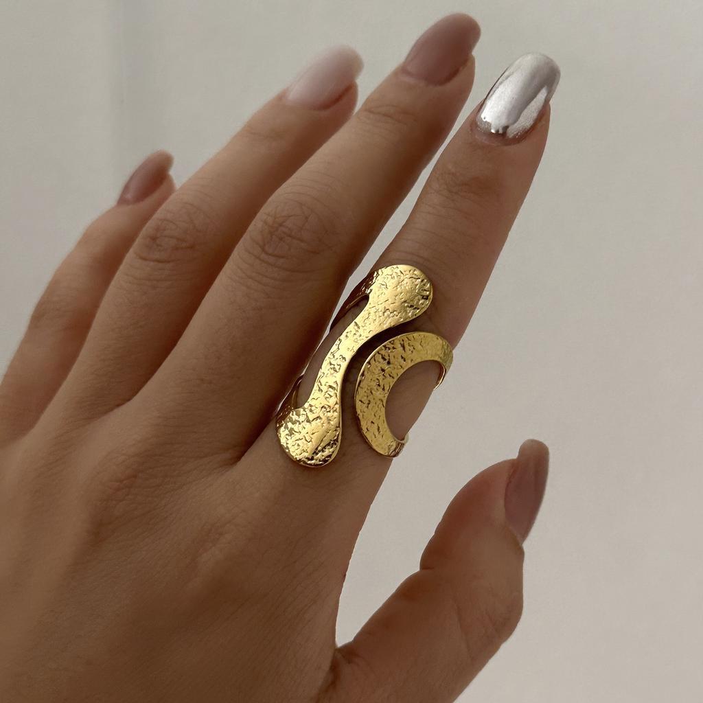 Stainless Steel Chunky Wide Rings for Women Vintage Gold Color Geometric Spiral Line Finger Ring Charms Waterproof Jewelry