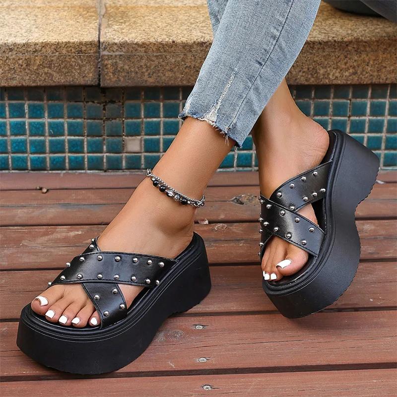 Fashion Chunky Platform Rivet Punk Shoes Woman Summer 2025 Black Pu Leather Wedges Sandals Women Non Slip Thick Sole Sandalias Mujer