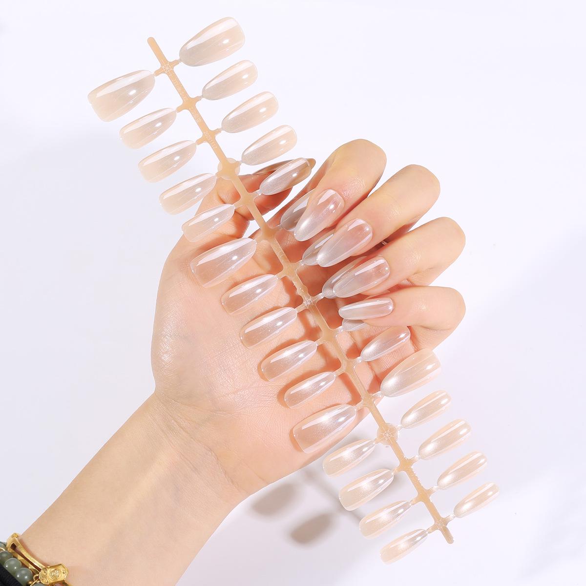 Gradient Electroplating Cat Eye Press-On Nails: 30-Piece Set, Ice Transparent Nude Oval Style.