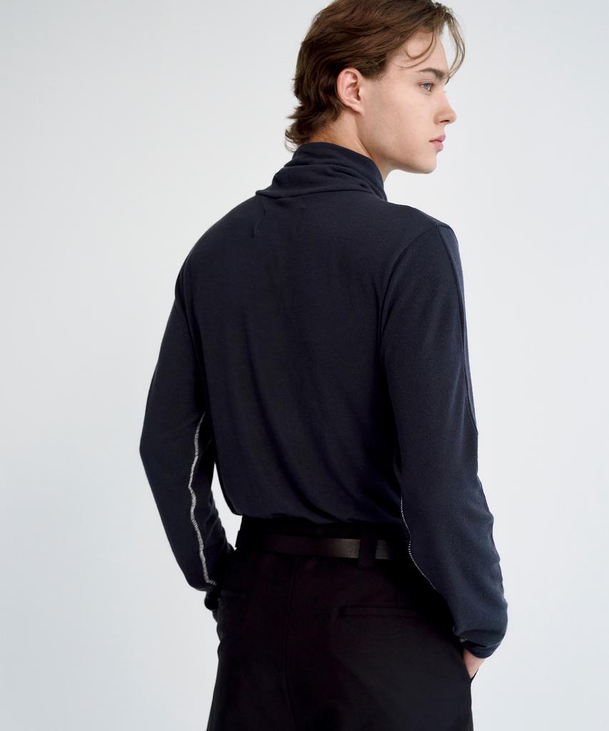 DENSITY Stitch Turtleneck Tee_Red Wine