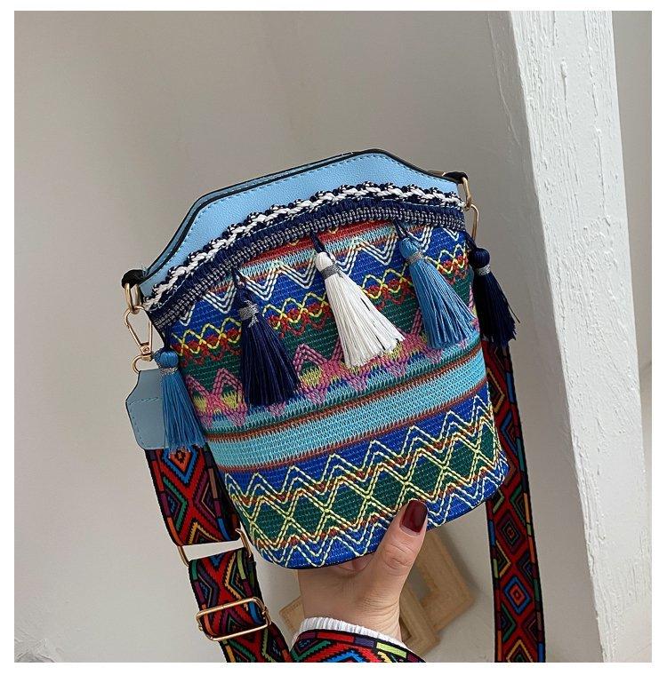 

2025 Spring Women s Ethnic Style Crossbody Shoulder Bag - Trendy Fashion for Ladies
