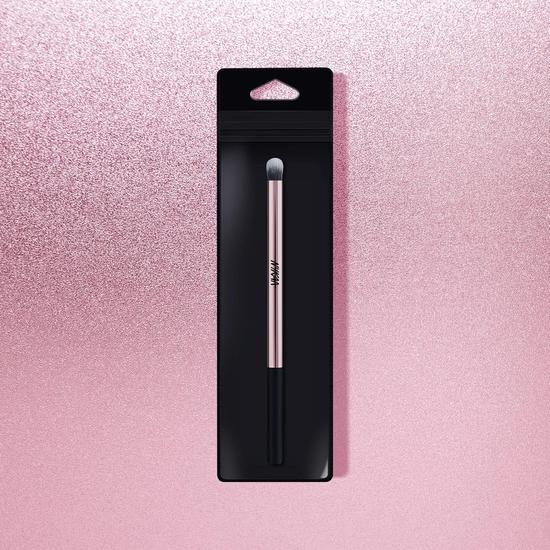 Nykaa BlendPro Eyeshadow Blending Makeup Brush