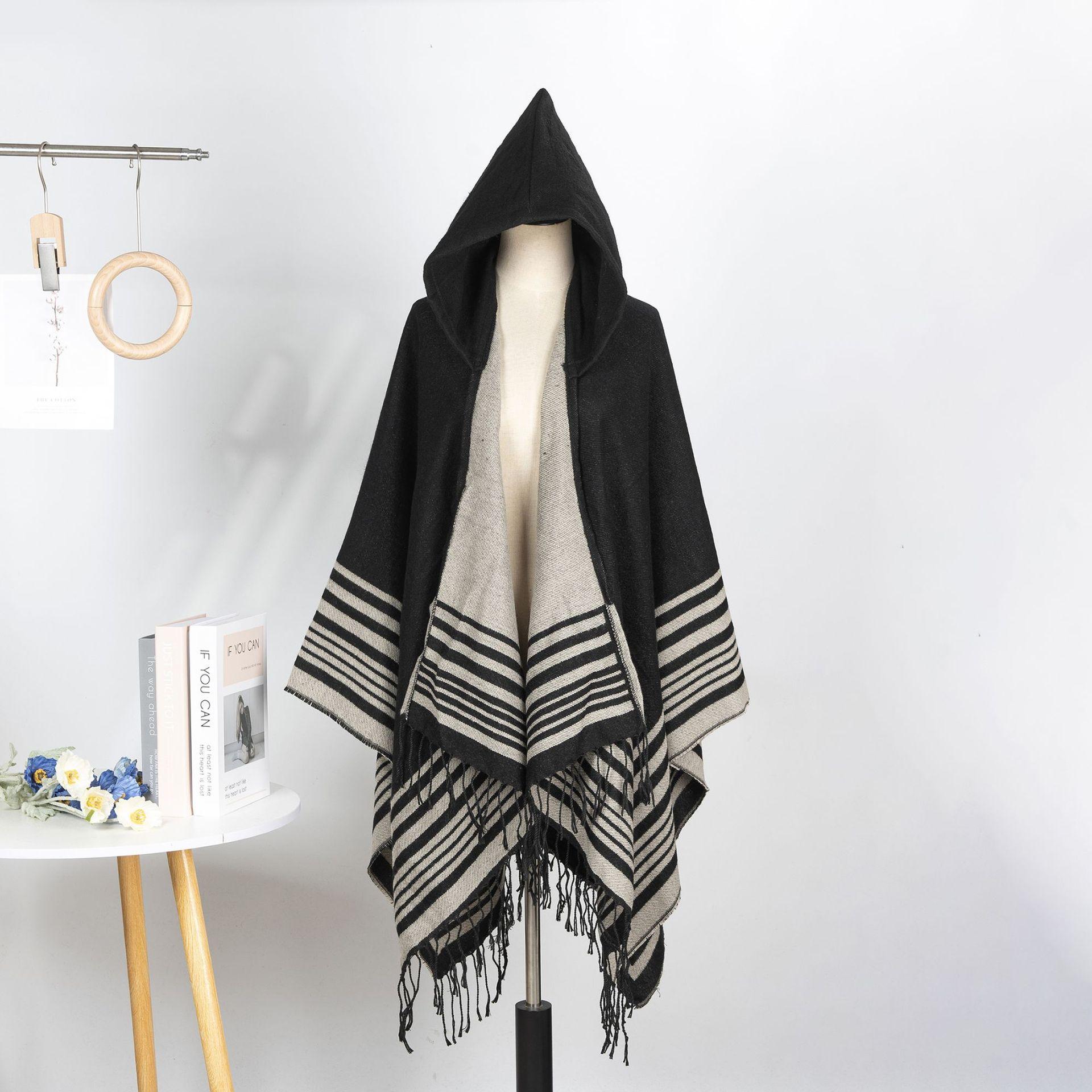 

Полосатая шаль с кисточками Женская простая повседневная дорожная фото-шарф Удобный домашний холодный шарф-накидка 131*150CM чёрный