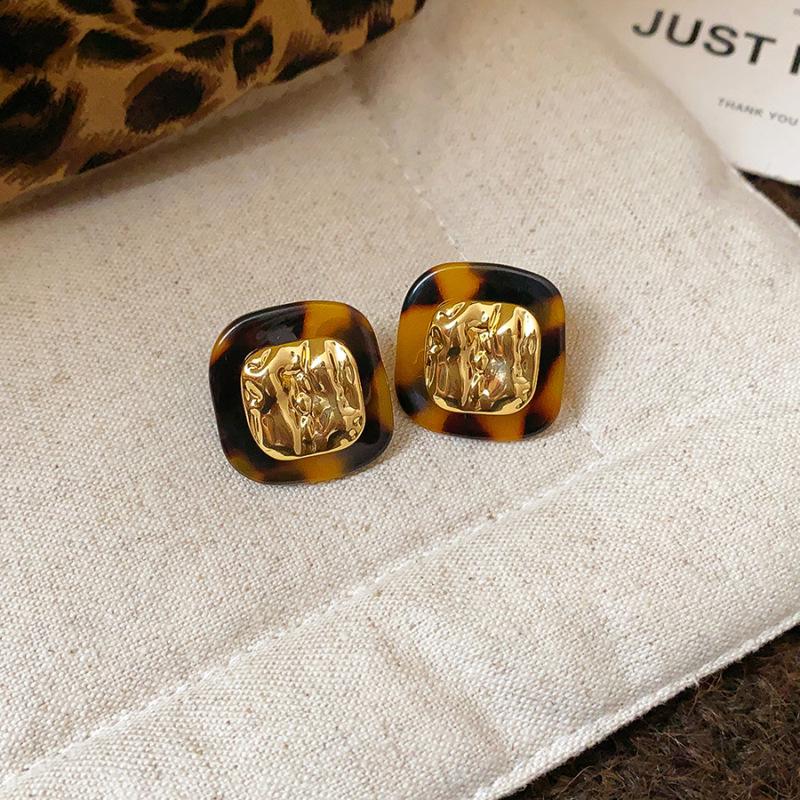 Geometric Leopard Print Heart Flower Stud Earrings - Retro & Versatile Luxury for Women
