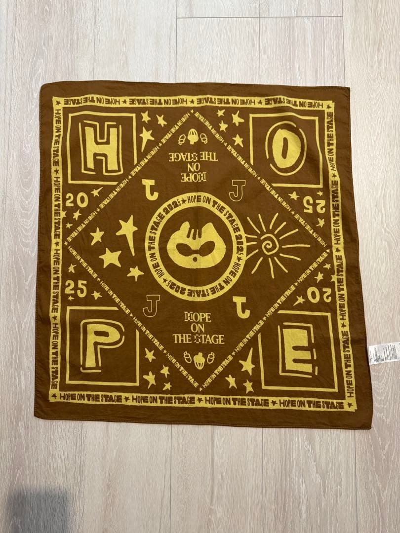 [USED] HOPE ON THE STAGE Bandana