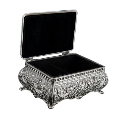 Antique Metal Jewellery Organiser with Metallic Floral Engraved Jewelry Box Decorative Jewellery Chest Storage for Case