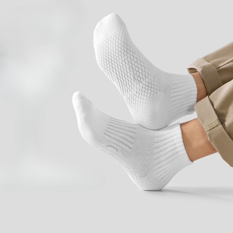 Men's Autumn Sports Sweat Absorbing Breathable Antiseptic Short Cotton Socks