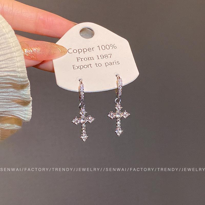 Нишевые супер-флеш серьги-кресты женственность изысканный бриллиантовый зажим для уха ухо