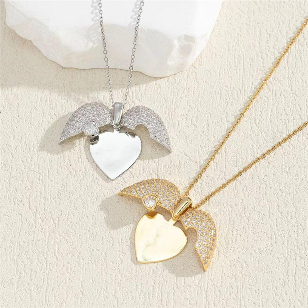 Heart Heart-shaped Necklace Titanium Steel Couple Love Locket Opening Heart Pendant  Summer Beach