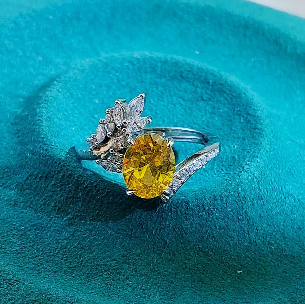 Fashion Personality Rice Simulation Emerald Ring Women'S Niche Personality Light Luxury Zircon Treasure Ring Jewelry