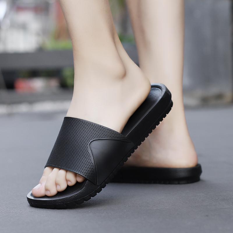 Summer Men Slippers Indoor Home Slides Bathroom Shoes Breathable Outdoor Sandals Clogs Beach Slippers Flip Flops For Male 38-49