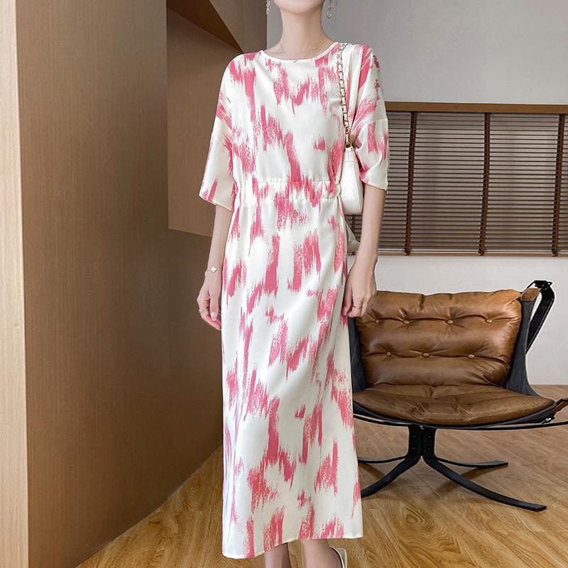 Unique French Printed Round Neck Short-sleeved Dress with Temperament and Gentle Waist Style Women's Satin Midi Skirt