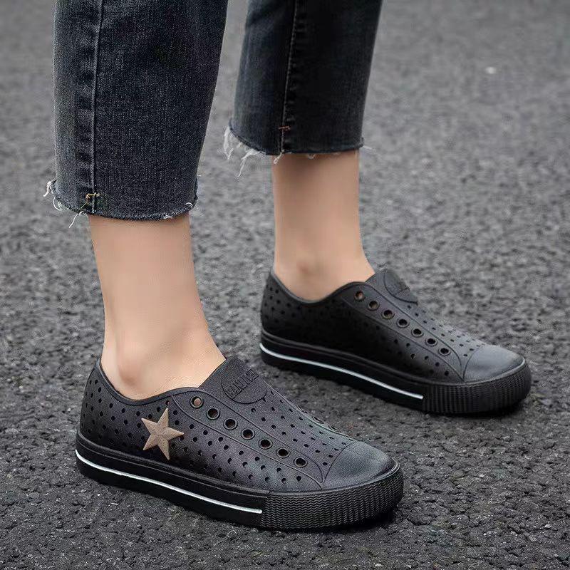 Yuzhihao Summer Unisex Fashionable Hollowed-Out Rain & Casual Shoes