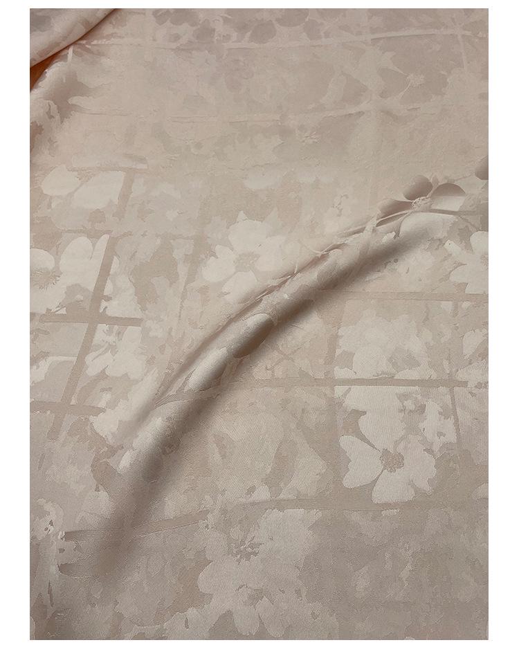 In-Stock 140g/sqm Rayon Jacquard Qipao Fabric - Women's Summer Lightweight Artificial Silk 