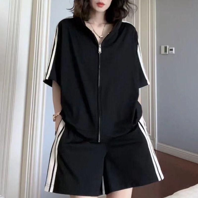 Koreanischer Stil Locker Modisches Design Sportanzug für Damen Sommer Nische Große Größe Altersreduzierend Zweiteiliger Anzug