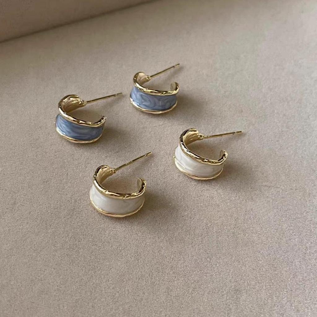 French Retro C-Shaped Glazed Drop Earrings: Elegant, Versatile, Luxurious Women's Jewelry