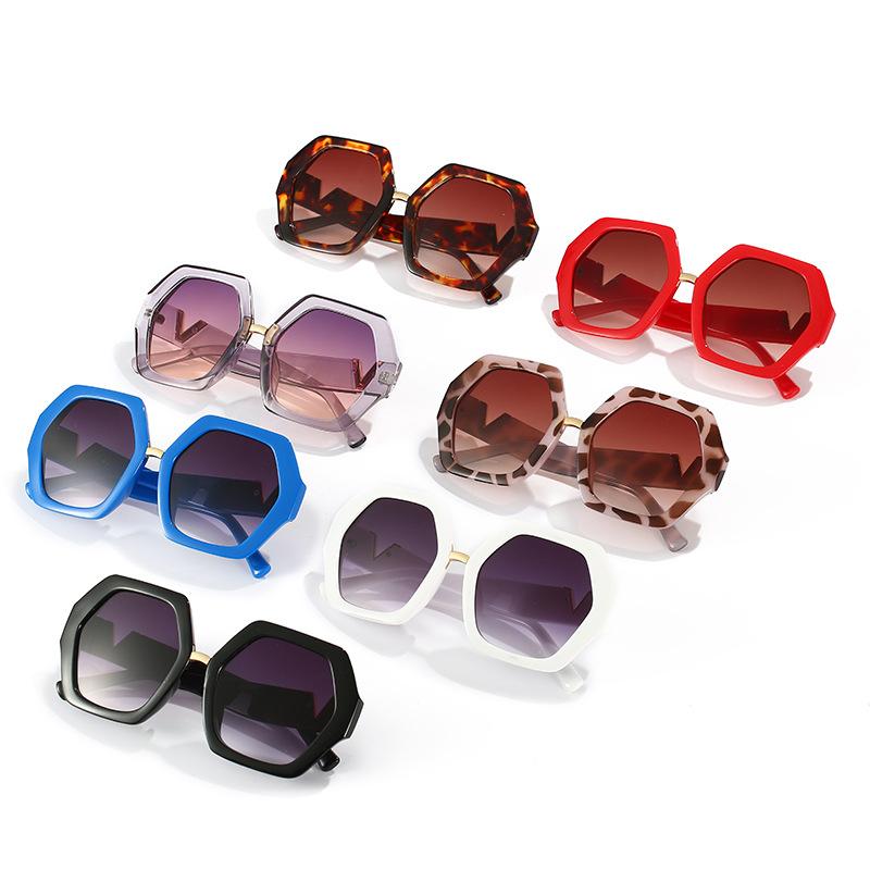 New Thick Frame Fashion Sunglasses Leopard Print Women'S Metal V Frame Sunglasses Women'S