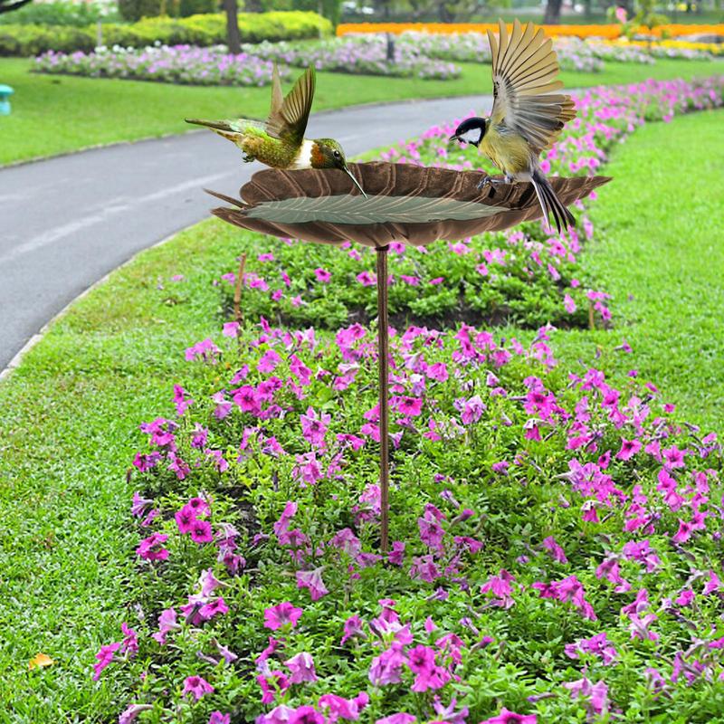 Vogelbad für den Außenbereich Metall-Vogelbad stehend für Außen Balkon Hof Blattförmige Statue Dekoration Gusseisen Wasserspender für