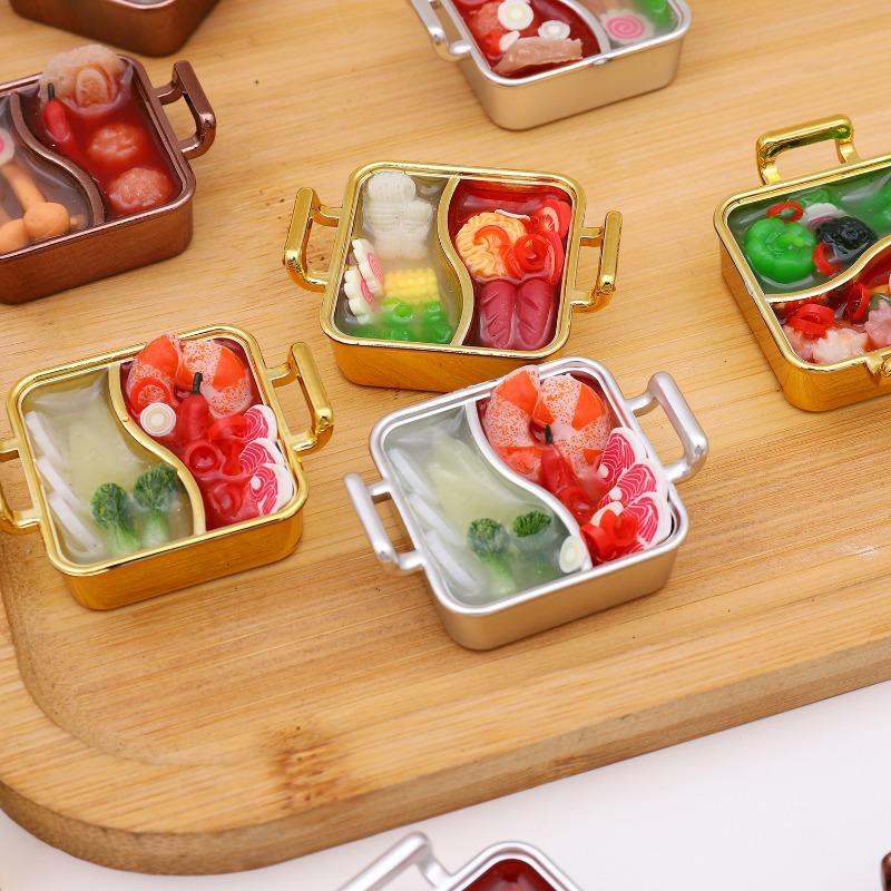 1PC Mini Hot Pot Pendant Simulation Food Hot Pot Model Creative Simulation Toy Bag Pendant Gift Home Decoration