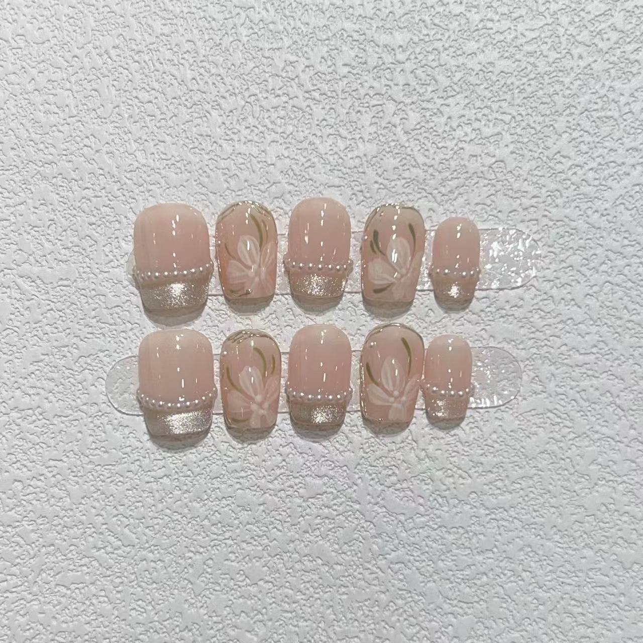 

Чисто ручная работа Деталь доспеха Ручная работа Жемчуг Ручная роспись Камелия Кошачий глаз Французский Съемный Large L