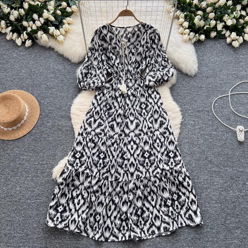Elegancka Sukienka w Kwiaty Vintage dla Kobiet Letnie Sukienki Sznurowane w Talii Slim Y2k Bufiaste Rękawy Luźne Sukienki