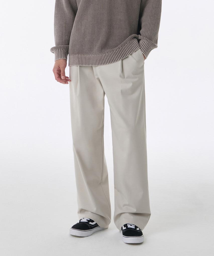 Musinsa Standard Brushed One-Pleat Wide Banded Slacks [Dusty Cream]