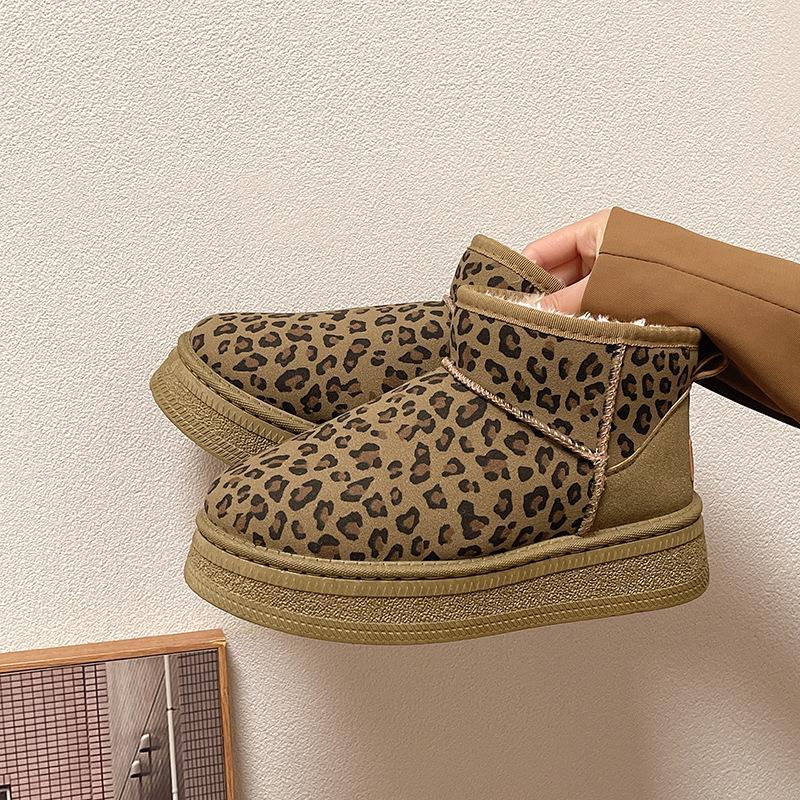 Autumn and Winter New Warm Cotton Shoes Leopard Print Women's Cotton Boots Piled Thickened Warm Heightening Boots Women
