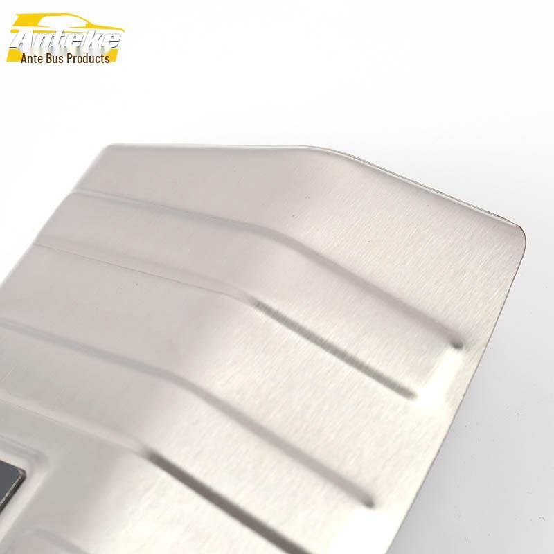 Hongguang S3 Trunk Guard Plate: Stainless Steel Tailgate Protection Pedal