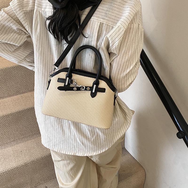 High-end niche bag women's summer versatile 2025 new fashion messenger bag women's Korean version portable tote bag