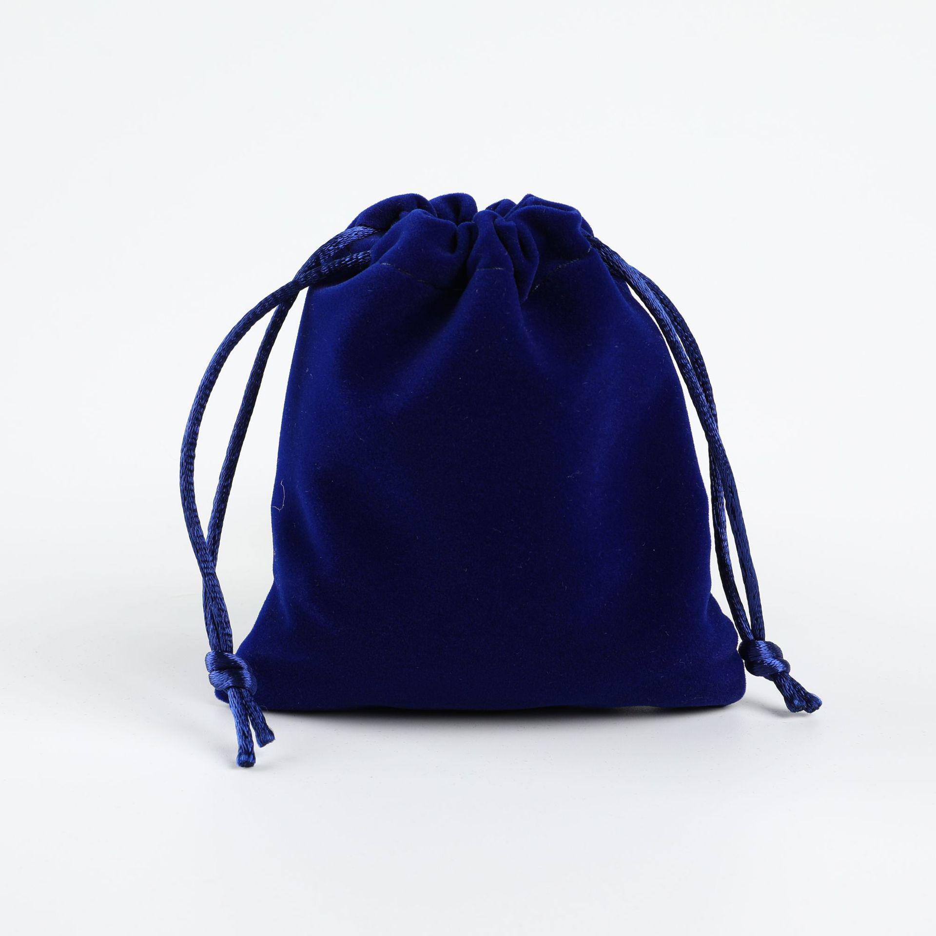 

Фланелевый мешочек для украшений на шнурке - небольшой тканевый чехол для хранения аксессуаров на удачу 15.5x11.5 темно-синий