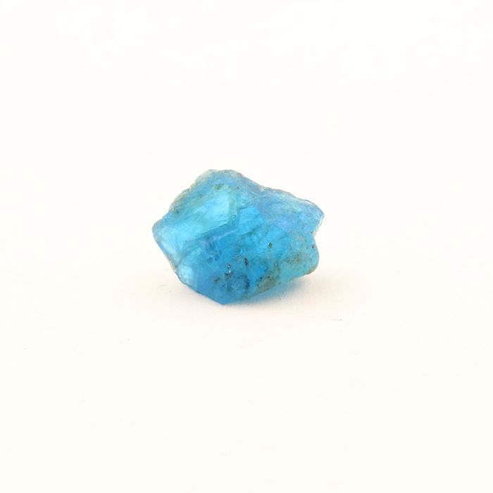 Pierres et Minéraux. Apatite bleu neon. 2.715 ct. Betroka, Anosy, Madagascar.