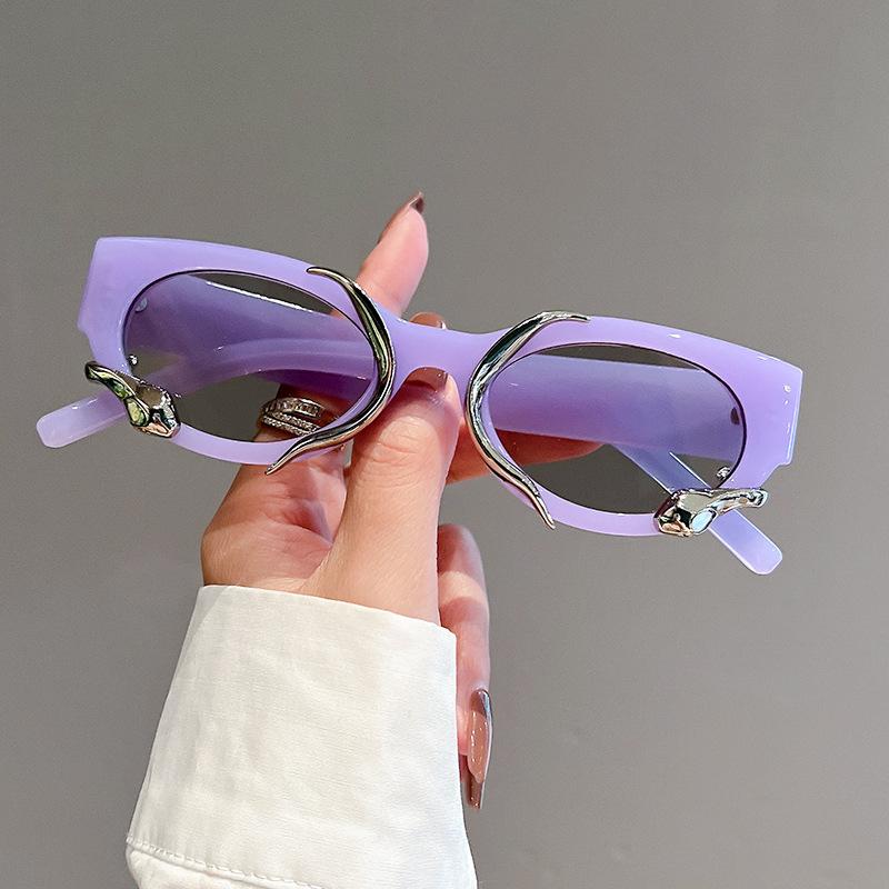 Fashion Vintage Cat Eye Snake Sunglasses Women For Men Luxury Brand Designer Punk Sun Glasses Trending Sexy Ladies Shades Uv400