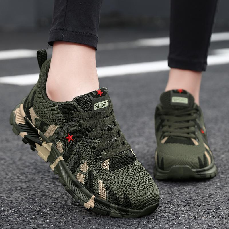 

Camouflage Shoes Couple Sports Shoes Men S Construction Site Work Shoes Liberation Shoes Students Outdoor Military Training Shoes 45 чорний