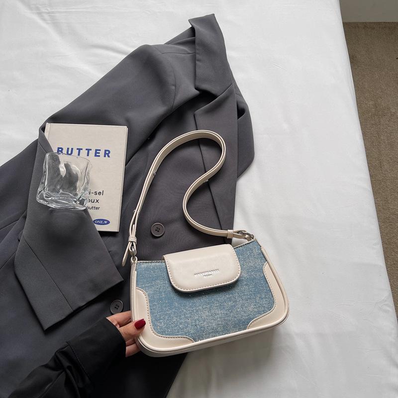 Small bag women's summer new fashion versatile messenger bag shoulder underarm small square bag