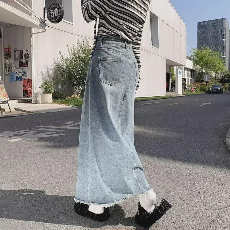 Fustă din denim retro cu talie înaltă, croială slim, vara 2023, cu margini brute