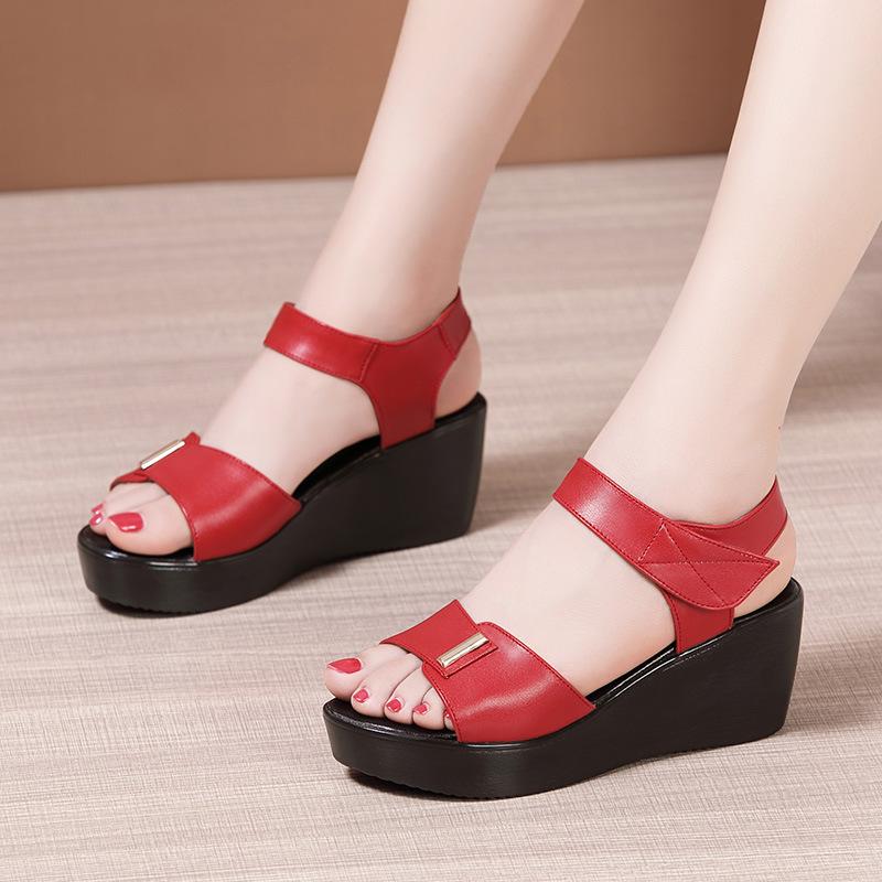 

6cm Big Small Size 32-43 Breathable Comfortable Med Heels Soft Leather Shoes 2025 Summer Thick Platform Wedges Sandals Mom Beach 32 червоний
