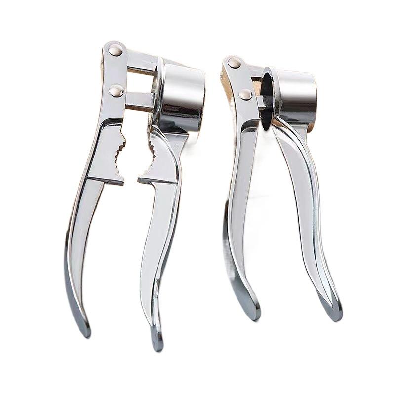 New Garlic Press, Premium Rust Proof Kitchen Garlic Mincer Crusher Squeezer With Ergonomic Handle, Ginger Crusher With Good Grip