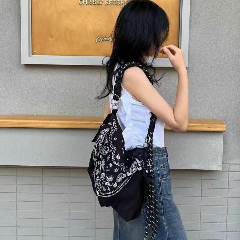 Literary and casual cloth bag versatile printed embroidery retro cashew messenger bag