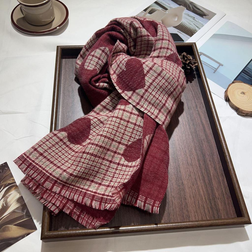 Women's Heart Plaid Cashmere-Feel Scarf: Thick, Warm, Versatile Shawl for Autumn & Winter