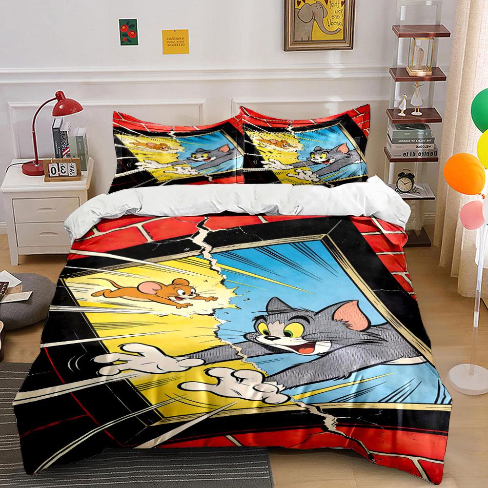 

Cat chasing a mouse. Bedding sets Duvet cover sets Duvet covers Pillowcases(1 * Duvet Cover 2 * Pillowcases, without duvet insert) 135x200cm