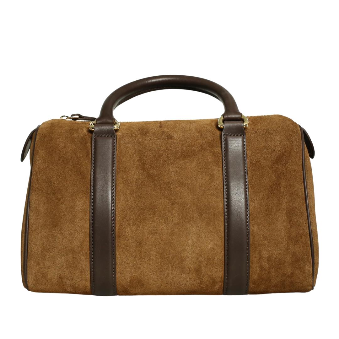 

Модель женской сумки из натуральной кожи ограниченного выпуска